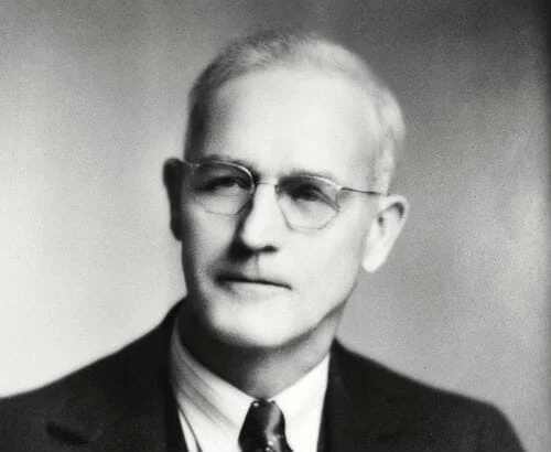 LeMar-ClarkMorrell-500x410 Black and white headshot photo of Clark Morrell Comstock who founded Comstock Construction in 1924